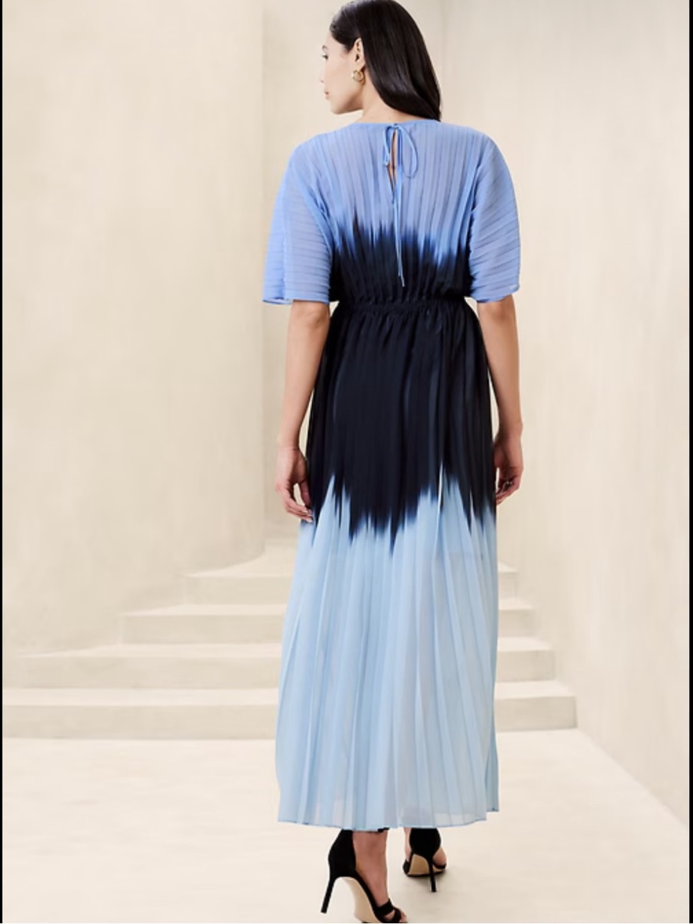 Banana Republic Factory Chiffon Pleated Maxi Dress Size Medium - Picture 2 of 6